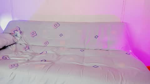 Wiz and Candy online show from 11-13-25, 10:30