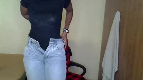 girlie o online show from 01-10-25, 08:40