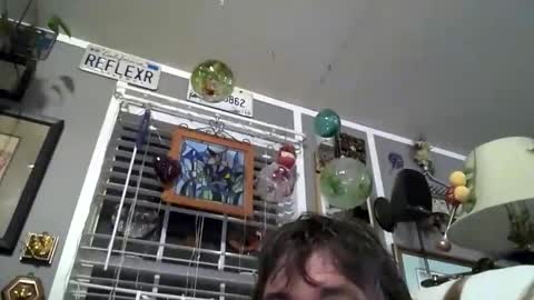 Snapshot of wldlife chatting on 04-23-26, 12:56 wldlife online show from 04-23-26, 12:56