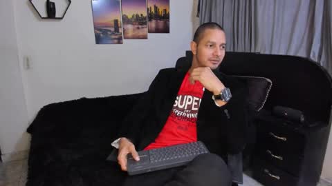 Snapshot of wncmodels chatting on 12-22-25, 04:53 Magnus Dark independent model online show from 12-22-25, 04:53