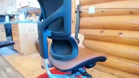 Snapshot of wobbleon chatting on 01-05-25, 07:39 Gobbleon online show from 01-05-25, 07:39