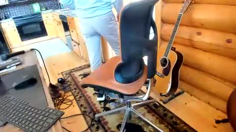 Snapshot of wobbleon chatting on 10-25-25, 08:14 Gobbleon online show from 10-25-25, 08:14