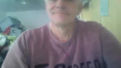 wohnung_at online show from 12-23-25, 10:35