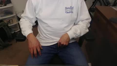 wolfie0717 online show from 12-30-24, 07:59