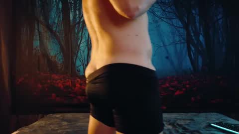 Wolfie online show from 10-04-25, 04:43