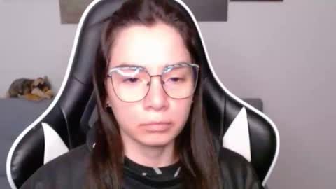 Alex online show from 04-18-26, 02:04