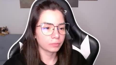 Alex online show from 05-15-26, 02:18