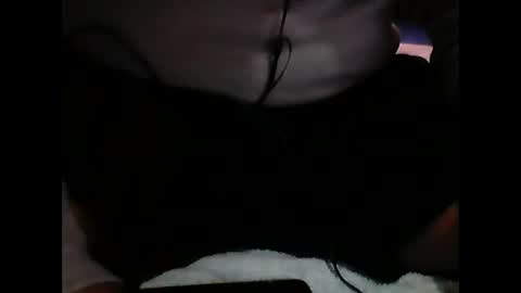 Snapshot of wolliwolly chatting on 05-18-26, 11:05 Wooli online show from 05-18-26, 11:05