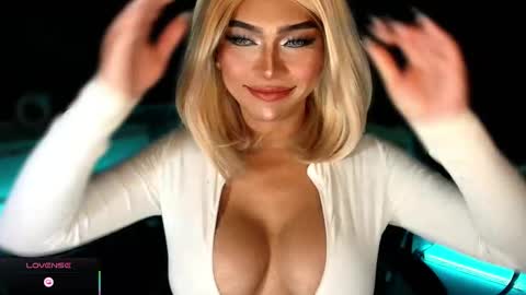 Julia online show from 11-06-25, 07:04