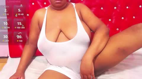 Snapshot of wonderfuldiana chatting on 07-05-26, 06:15 online show from 07-05-26, 06:15