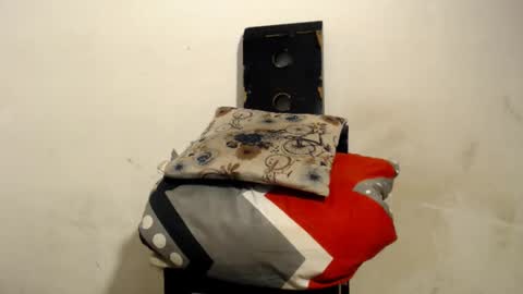 SHENIEL RODRIGUEZ online show from 01-17-25, 09:39