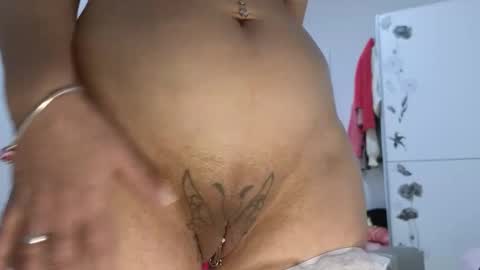 Wondergirl online show from 03-13-26, 08:54