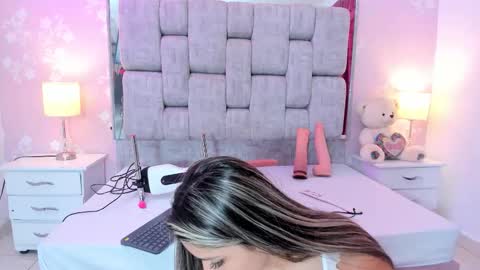 wonderkloe_ online show from 03-21-26, 03:22