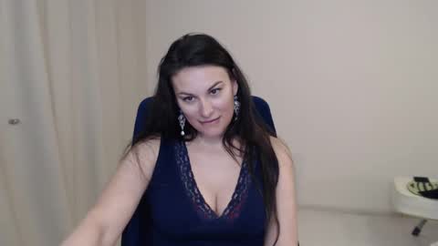 Snapshot of wonderr_woman chatting on 02-12-25, 12:48 wonderr_woman online show from 02-12-25, 12:48