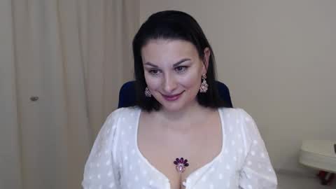 Snapshot of wonderr_woman chatting on 02-24-25, 09:52 wonderr_woman online show from 02-24-25, 09:52