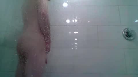 Snapshot of woodeee77 chatting on 04-25-26, 09:01 woodeee77 online show from 04-25-26, 09:01