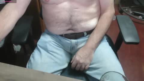 woodworker6473 online show from 10-21-25, 12:33