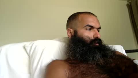 woof_wolf37 online show from 09-18-25, 05:37