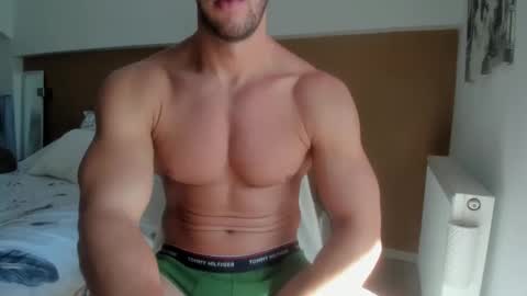 Snapshot of woolfiie chatting on 10-20-25, 08:15 Wolfie online show from 10-20-25, 08:15