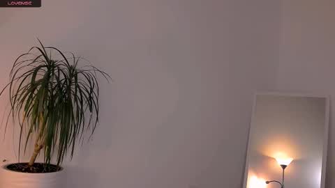 worldsbaby online show from 10-19-25, 01:56