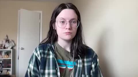 Lucina online show from 12-17-24, 03:49