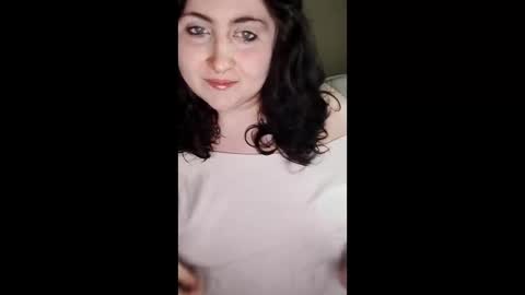 Clementine  online show from 04-15-26, 05:47