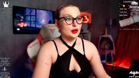 Snapshot of wounded_goddess chatting on 12-02-25, 03:18 Goddess Sophy online show from 12-02-25, 03:18