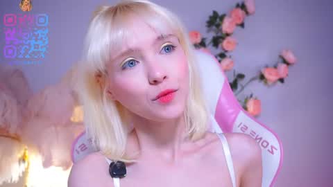Snapshot of wow_angel chatting on 06-23-26, 05:38 wow_angel online show from 06-23-26, 05:38