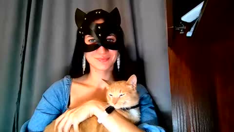 Snapshot of wow_dream_girl_ chatting on 11-21-25, 06:39 wow_dream_girl_ online show from 11-21-25, 06:39