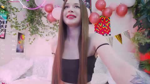 Snapshot of wow_kate chatting on 02-04-26, 02:12 Kate online show from 02-04-26, 02:12