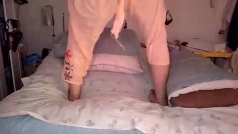 Cuteipie online show from 03-29-26, 05:35