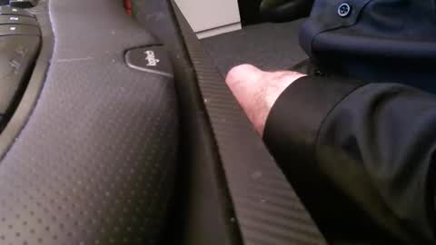 wrangleat0r online show from 12-16-25, 01:21