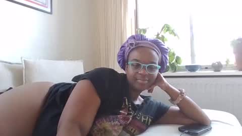 writergirl69 online show from 04-12-26, 08:30