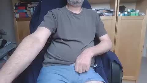 ws8l online show from 04-22-26, 10:28