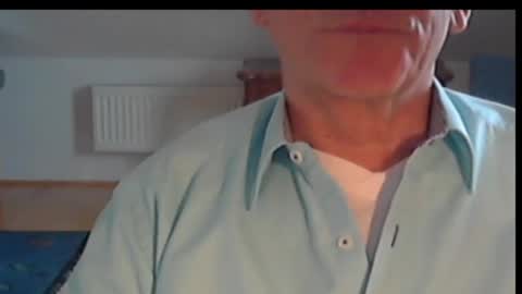 Wuki online show from 10-17-25, 01:03