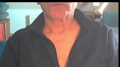 Wuki online show from 03-02-26, 04:03