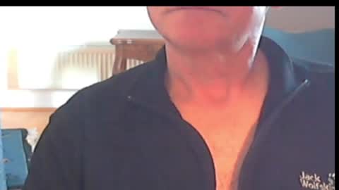 Snapshot of wuki123 chatting on 04-09-26, 04:12 Wuki online show from 04-09-26, 04:12