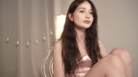 Snapshot of wxwmoney chatting on 11-28-25, 01:58 Sienna online show from 11-28-25, 01:58