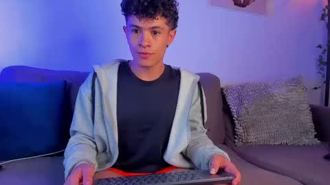 wyatt online show from 01-04-25, 03:28