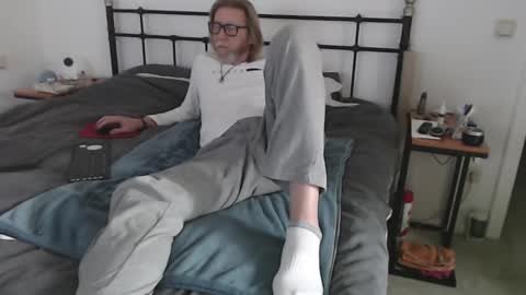 WyattEarp64 online show from 02-19-25, 08:44