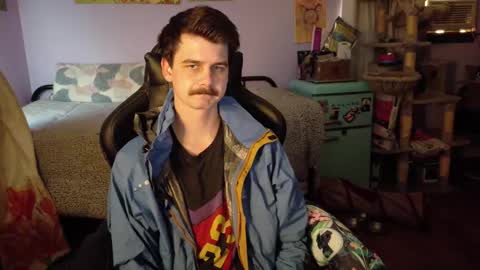 Wyatt online show from 10-08-25, 03:53