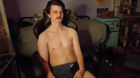 Wyatt online show from 11-21-25, 01:04