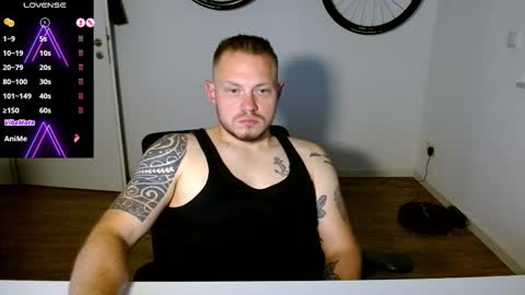 x19marco93x online show from 10-10-25, 07:46