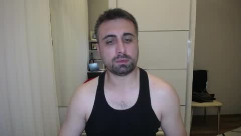 Snapshot of x_____0_____x chatting on 06-04-26, 10:16 Mr. Lonely online show from 06-04-26, 10:16
