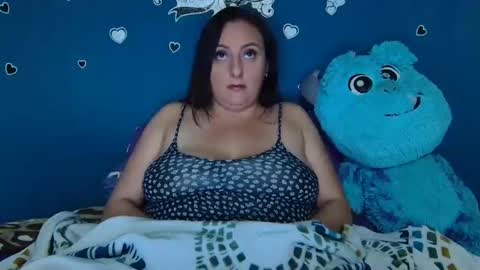 Snapshot of x_channel_x chatting on 09-11-25, 04:34 Karen online show from 09-11-25, 04:34