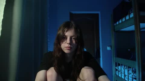 Philipp and Este online show from 10-11-25, 11:36