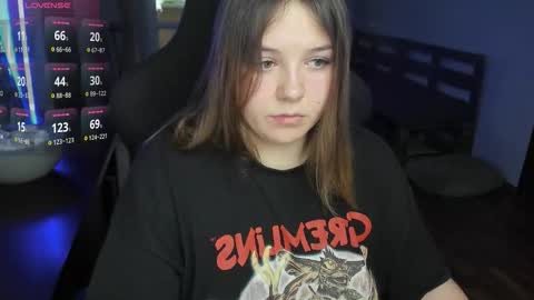 LOVE NERDS ONLY online show from 11-10-25, 05:17