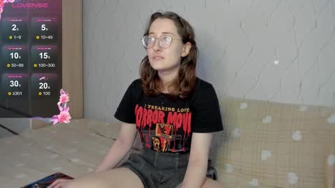 Snapshot of x_purr_agatha_x chatting on 11-15-25, 03:15 Agatha online show from 11-15-25, 03:15