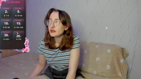 Snapshot of x_purr_agatha_x chatting on 12-01-25, 03:11 Agatha online show from 12-01-25, 03:11