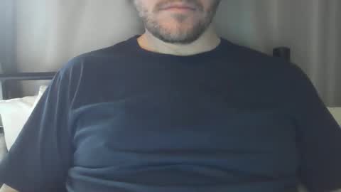 Snapshot of x_yes chatting on 02-19-26, 01:07 x_yes online show from 02-19-26, 01:07